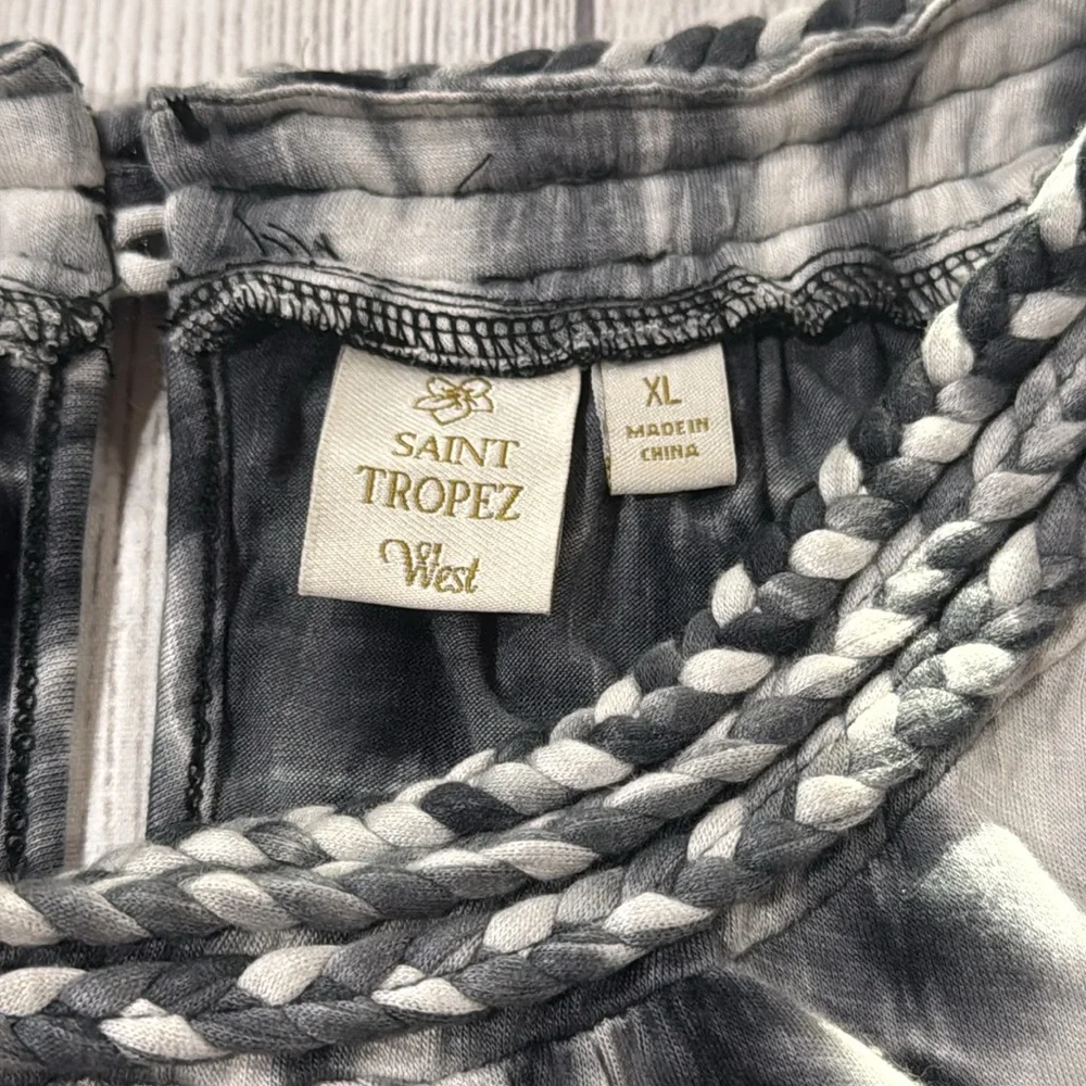 Saint Tropez West Black and White Sleeveless Tank